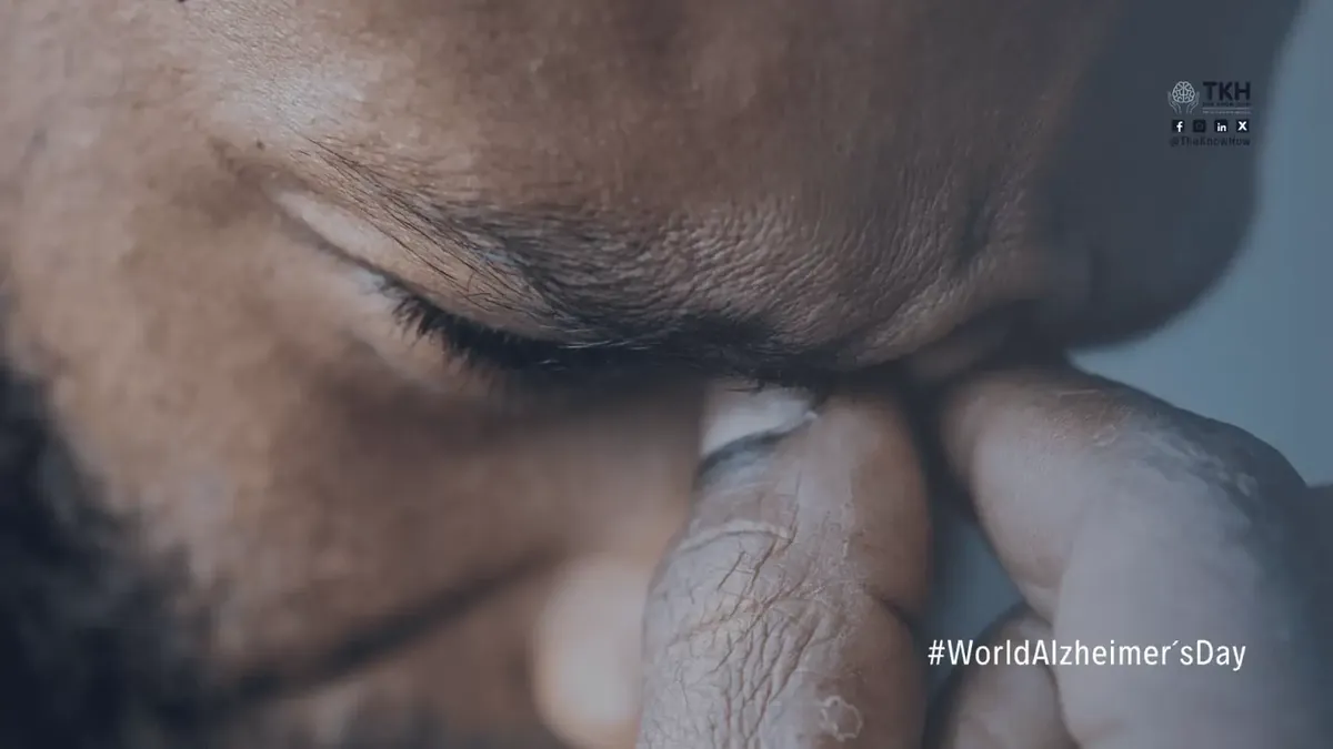 World Alzheimer's Day - man experiencing confusion and memory loss symptoms, Alzheimer's awareness